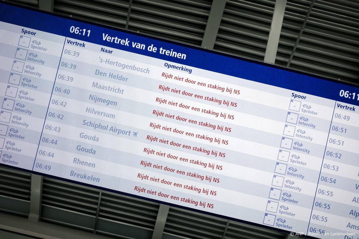 Staking van start, tot 08.00 uur geen of minder openbaar vervoer.
