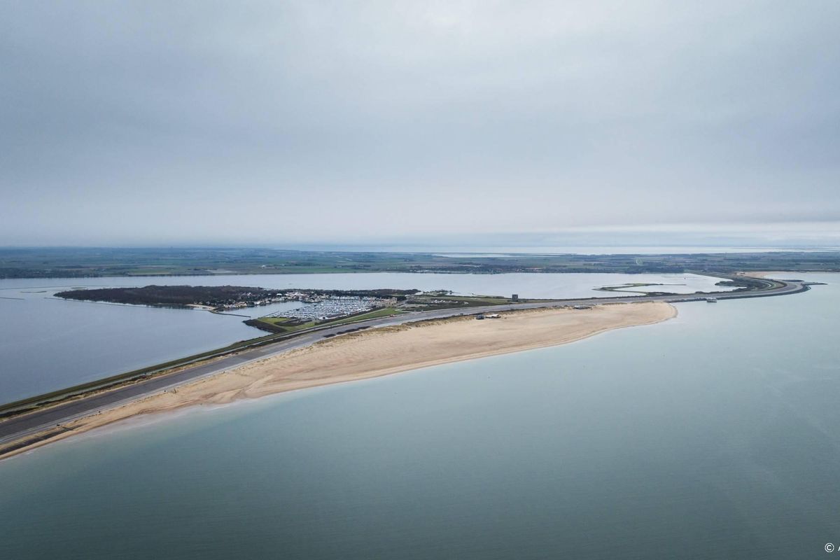 Waterschappen in kustgebied pakken verzilting door warmte aan.