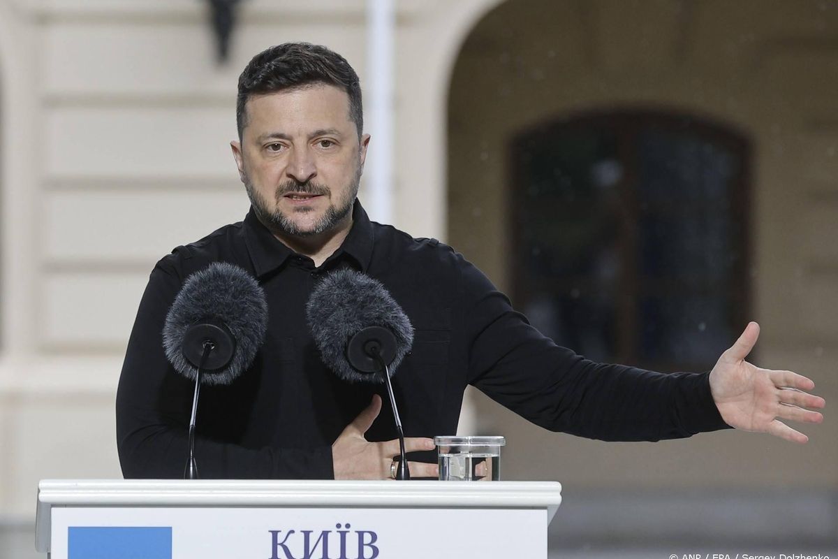 Zelensky in brief aan Poetin: kom direct met mij om tafel.