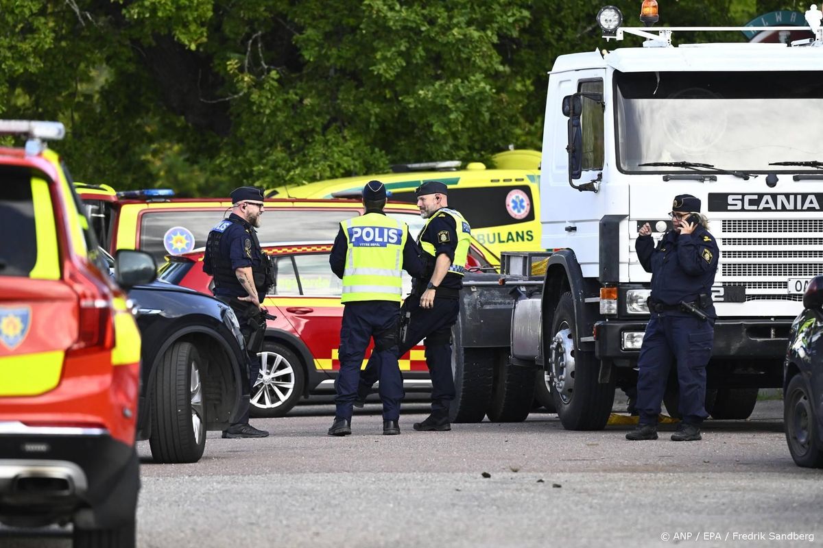 Dode door zwaardaanval op school Zweden, verdachte is ex-leerling.