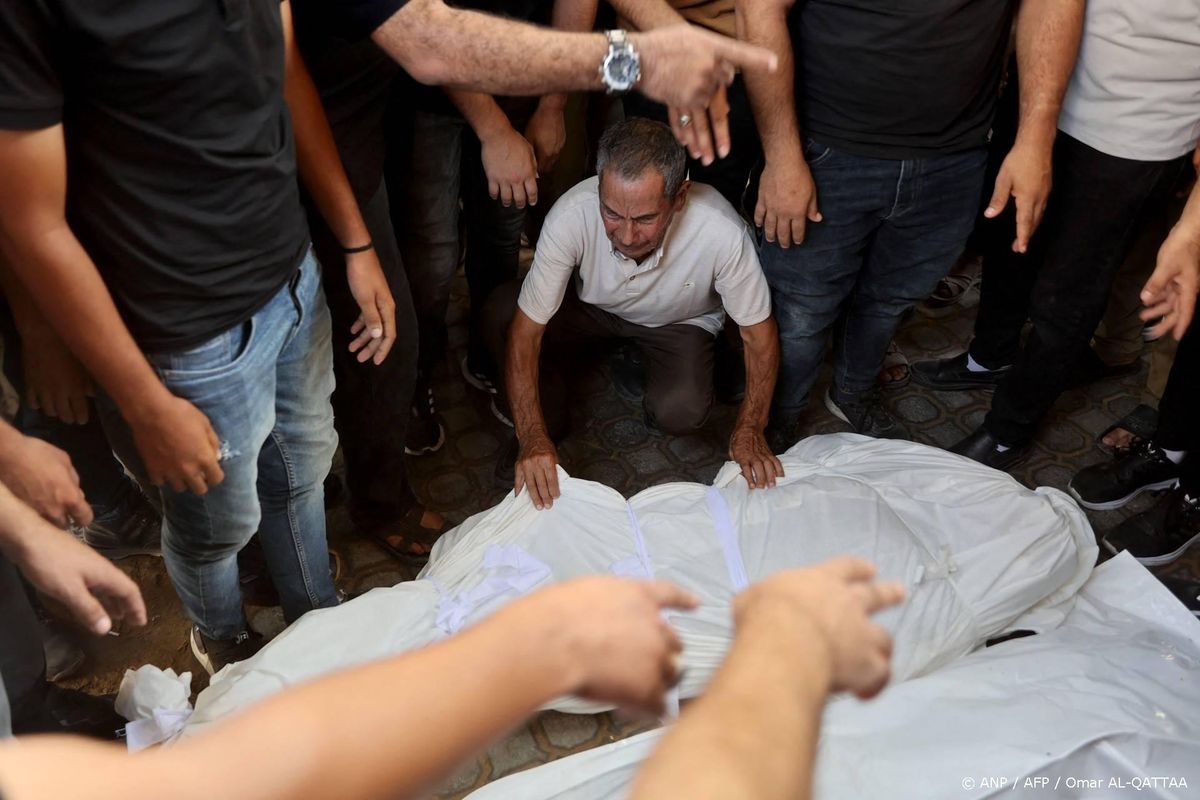 Dodental door luchtaanvallen Israël in Gaza loopt op naar 18.