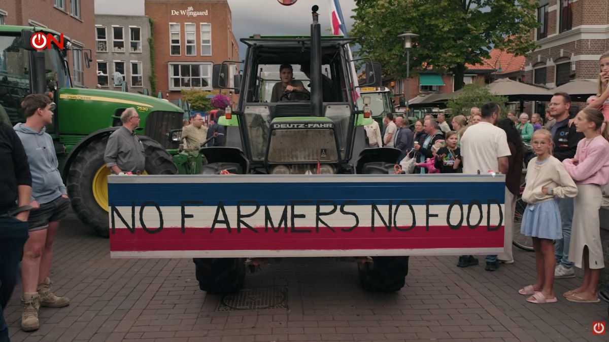 Groot boerenprotest Barneveld: “Als dit doorgaat, is het einde wedstrijd voor 99 procent van Nederland”.