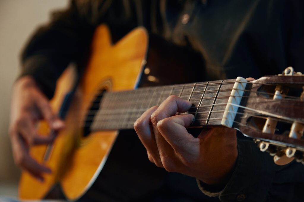 Pas op voor deze vier countrymuzieknummers met stiekem linkse teksten - The American Tribune.com