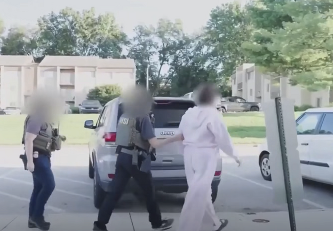 Bekijk: DHS vangt en arresteert illegale immigrant voor illegaal stemmen in Pennsylvania in 2024
