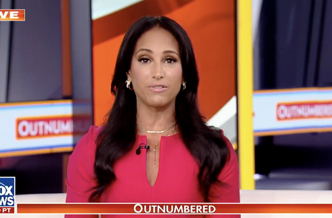 Bekijk: Fox News-persoonlijkheid neemt emotioneel afscheid van show terwijl ze zich voorbereidt op overstap naar grote programmeringscompetitie.