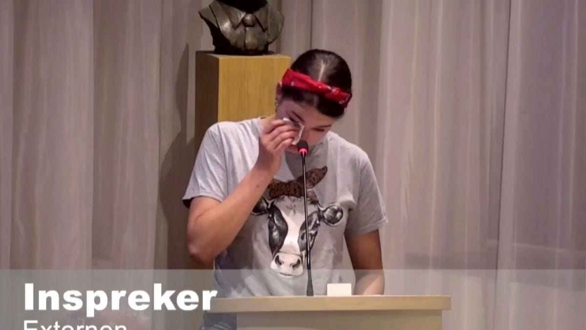 "Boerendochter Sanne in tranen: 'Is er nog plek voor ons in deze wereld?'"