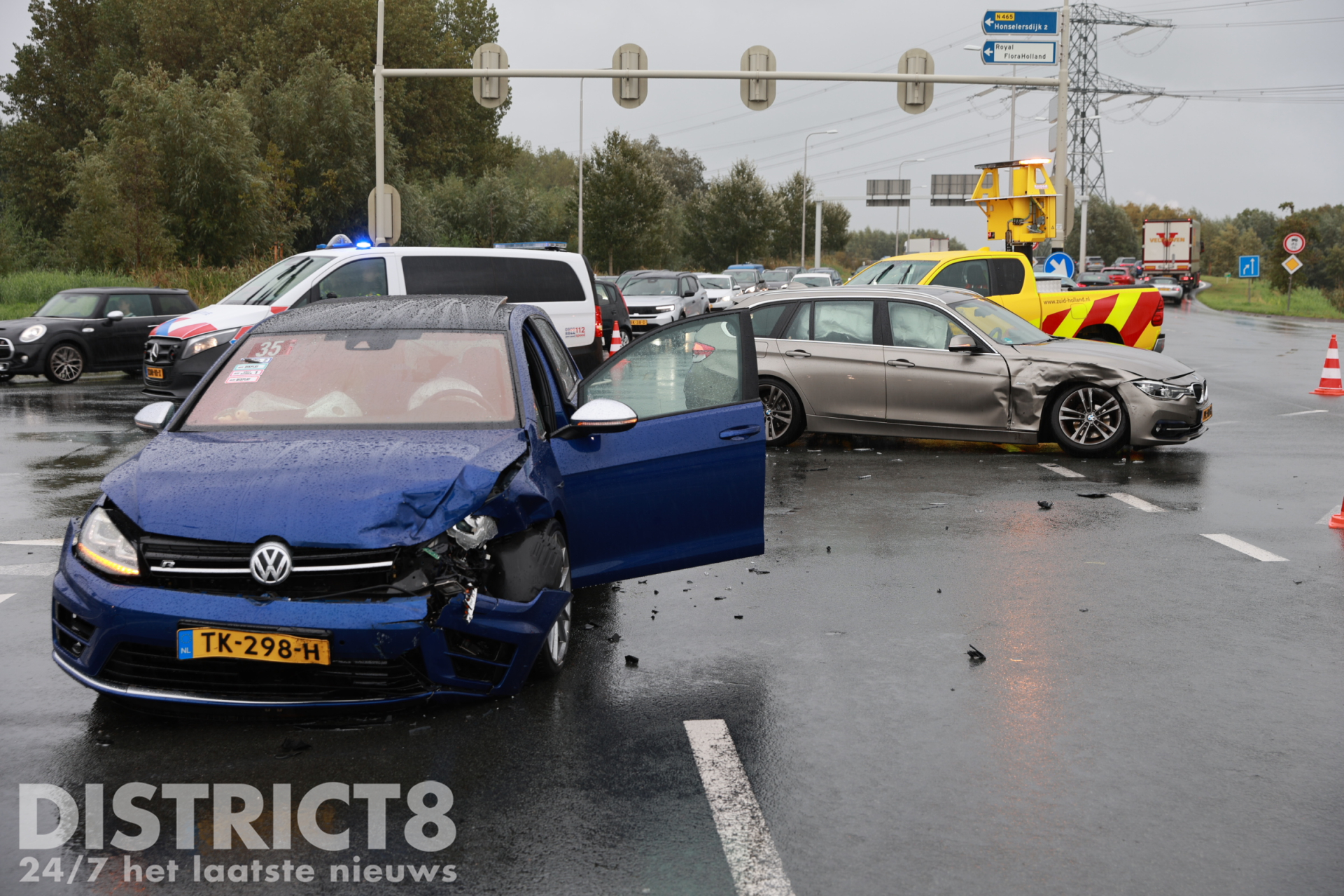 Flinke schade en verkeershinder na ongeval Westlandroute N222 Naaldwijk