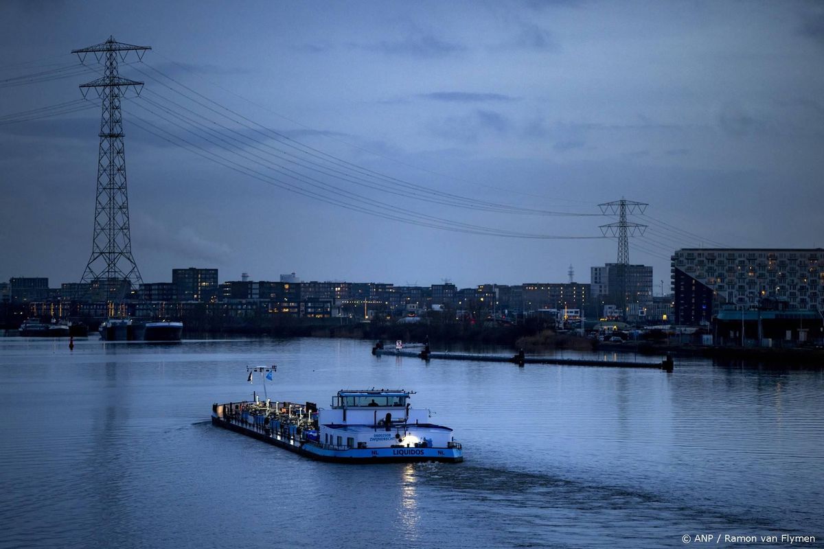 Lichaam te water geraakte man Amsterdam gevonden.