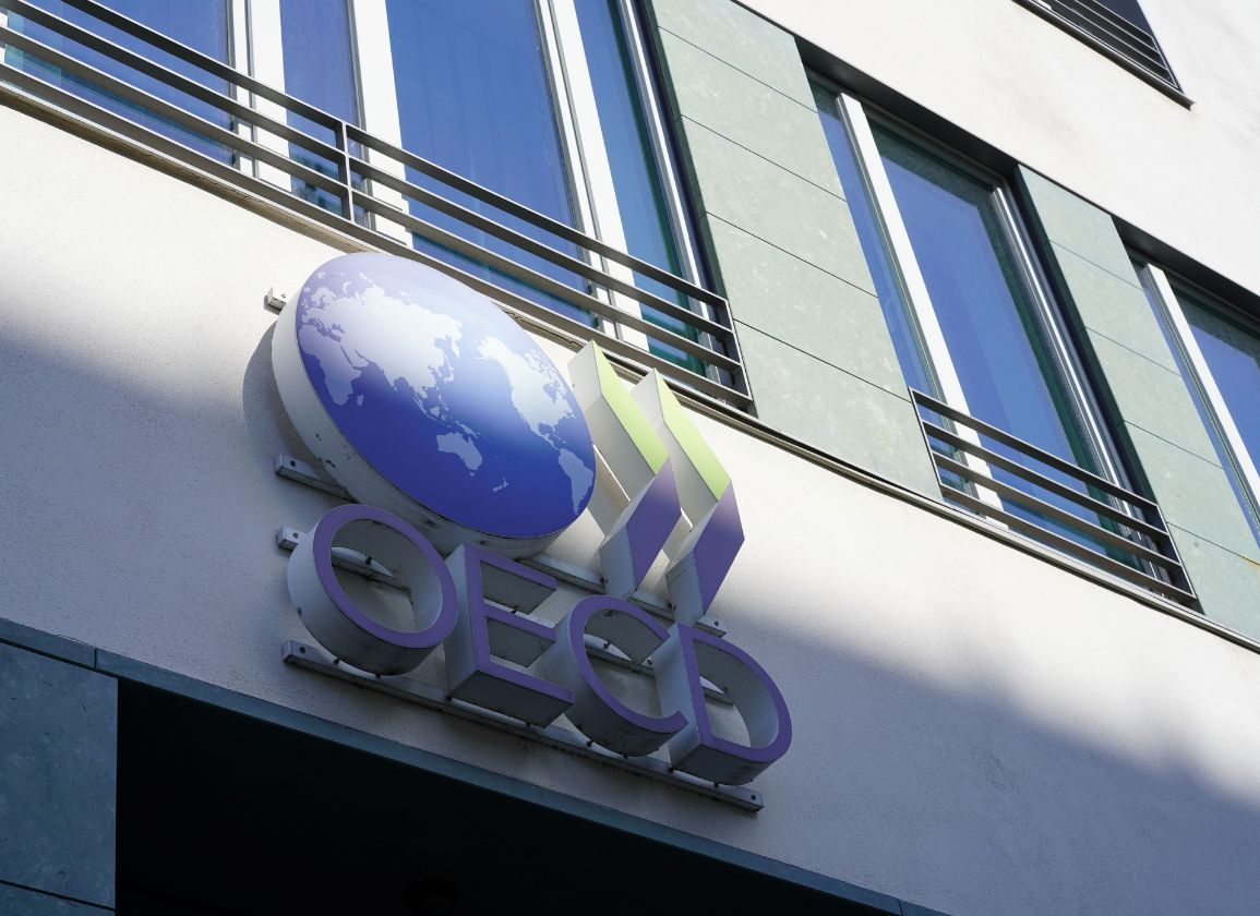 OESO en ‘Brussel’ manen De Nederlandsche Bank: kies ‘klimaatwinnaars’