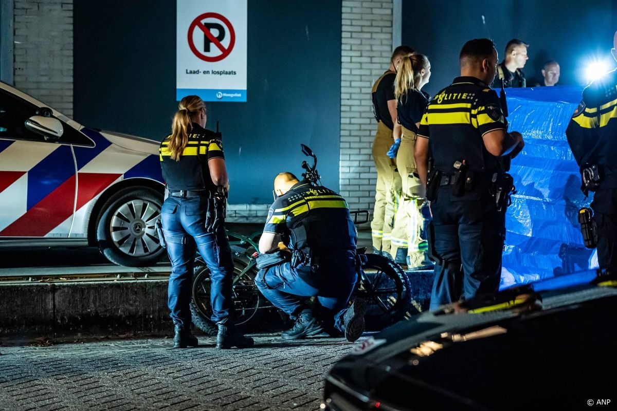 Persoon overleden bij aanhouding Rotterdam.