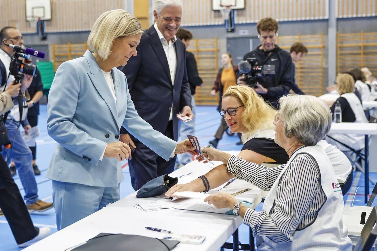 Prognose: links oppositieblok wint Zweedse verkiezingen.