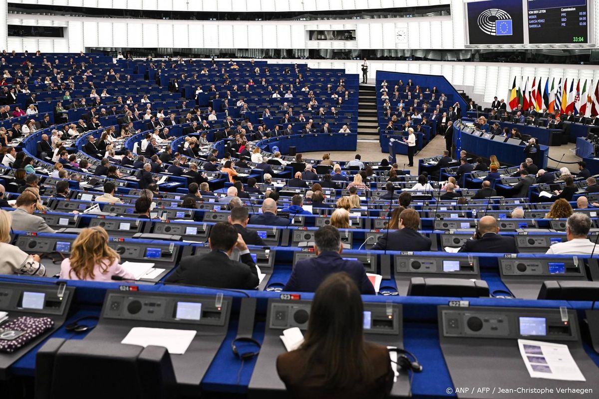Von der Leyen: druk EU op Rusland moet worden opgevoerd.