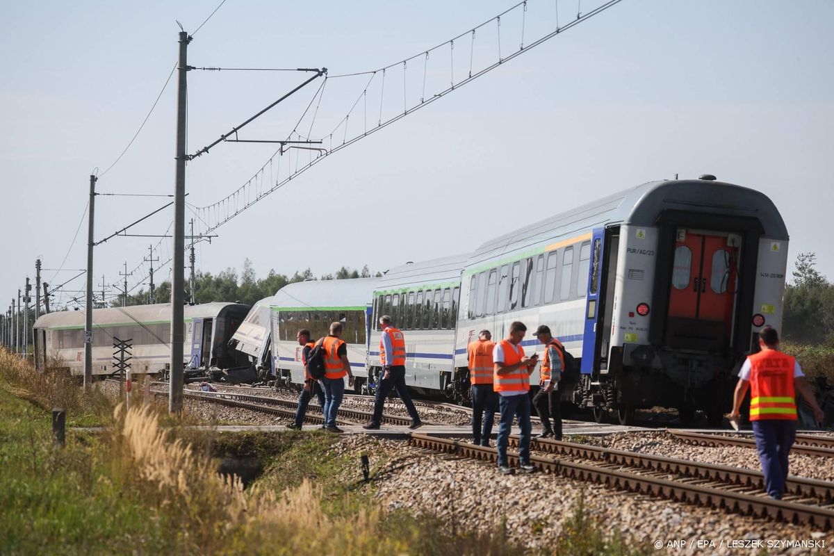 Vrouw omgekomen bij treinongeluk in Polen.