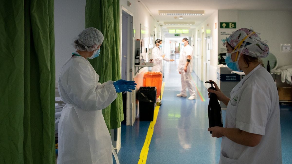 "Genezing in de Greep van de Overheid: Artsen Strijden voor Patiënten!"