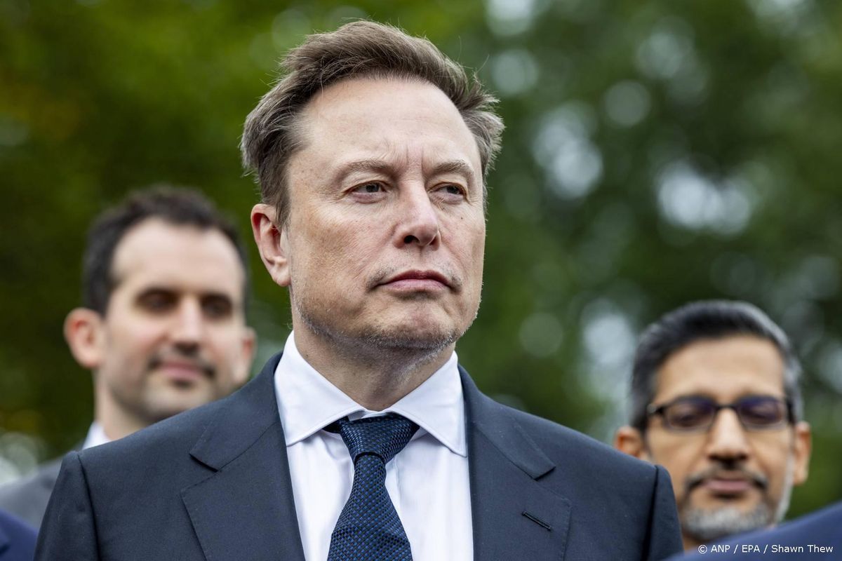 Krant: Musk stelde Trump voor om Starlink in Oekraïne te beperken.
