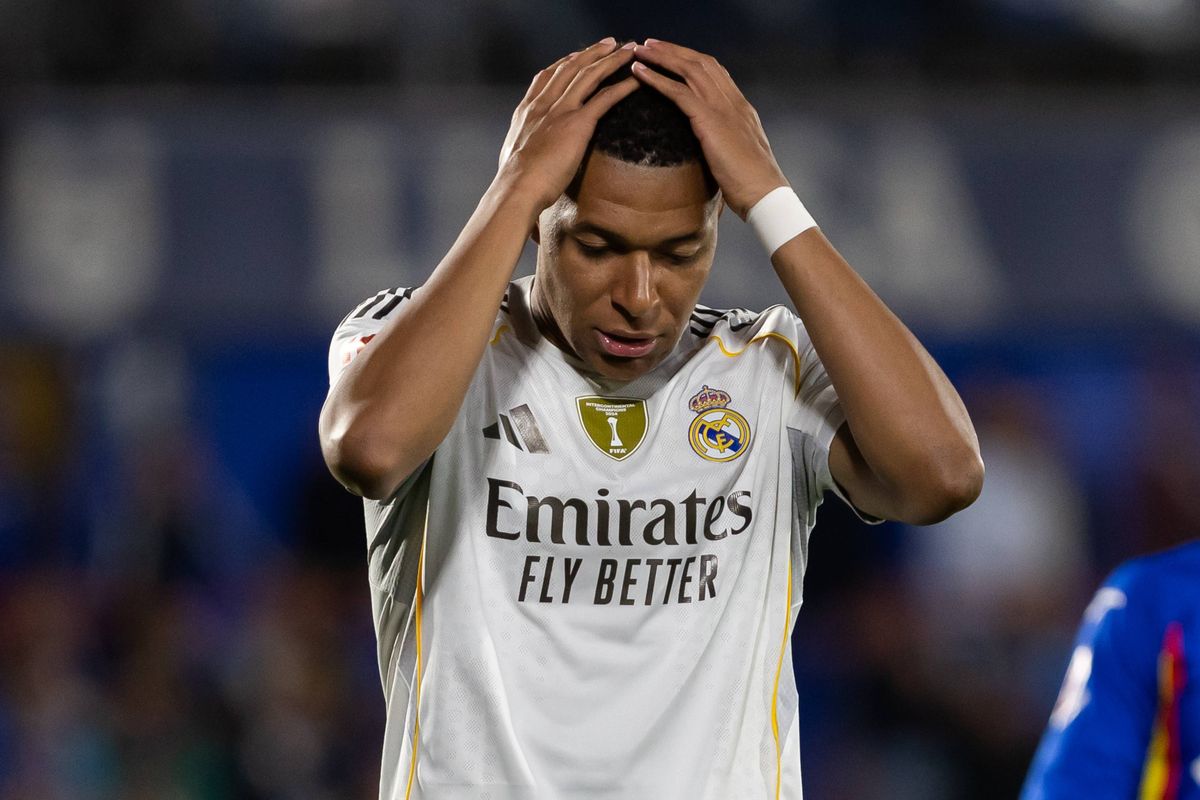 Mbappé gaat diep door het stof na flauw grapje over Mao Zedong: "Ik bied mijn excuses aan".