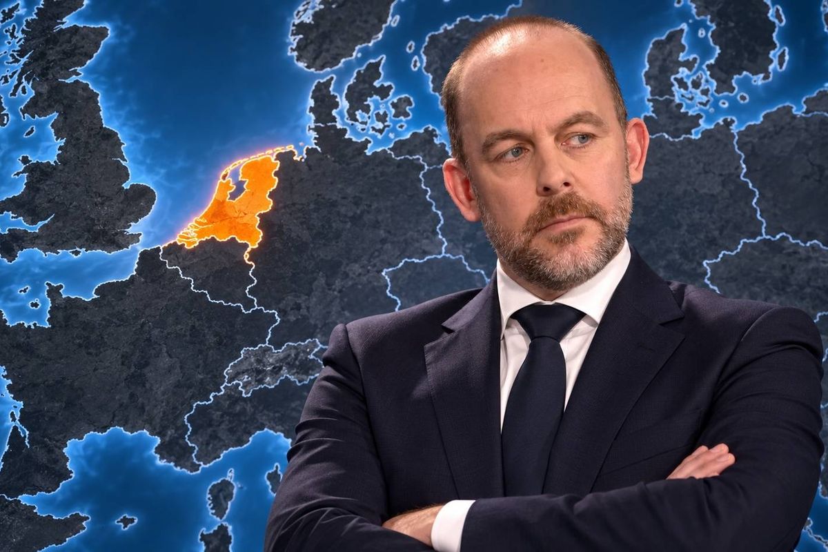 Van den Brink maakt van Nederland het asielputje: hier 16,5 procent méér eerste aanvragen, in de rest van de EU ruim 24 procent minder.